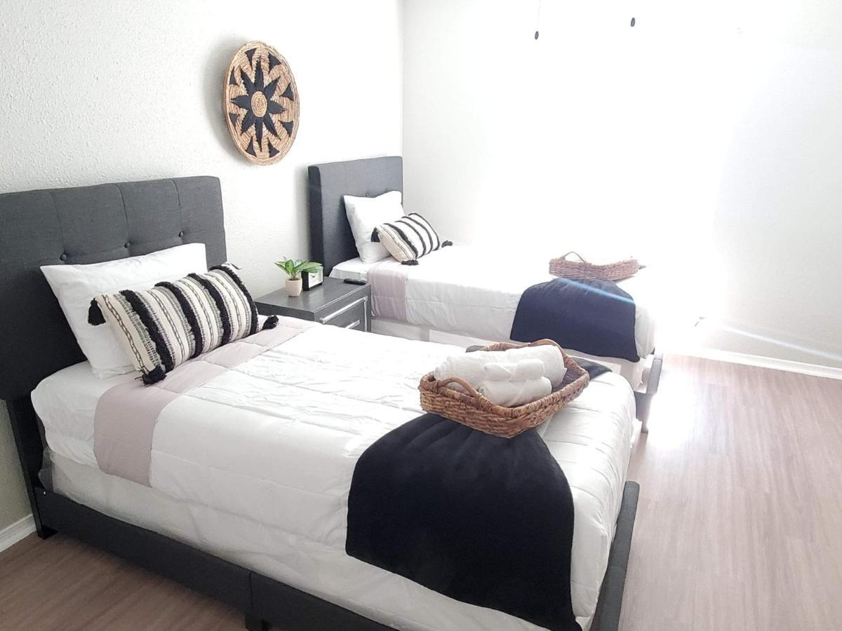 Fashionable Stylish Apartment Houston Extérieur photo