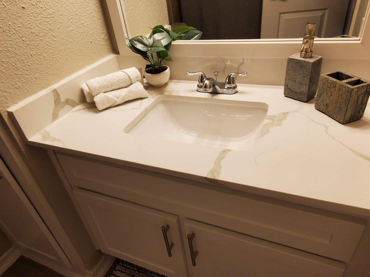 Fashionable Stylish Apartment Houston Extérieur photo