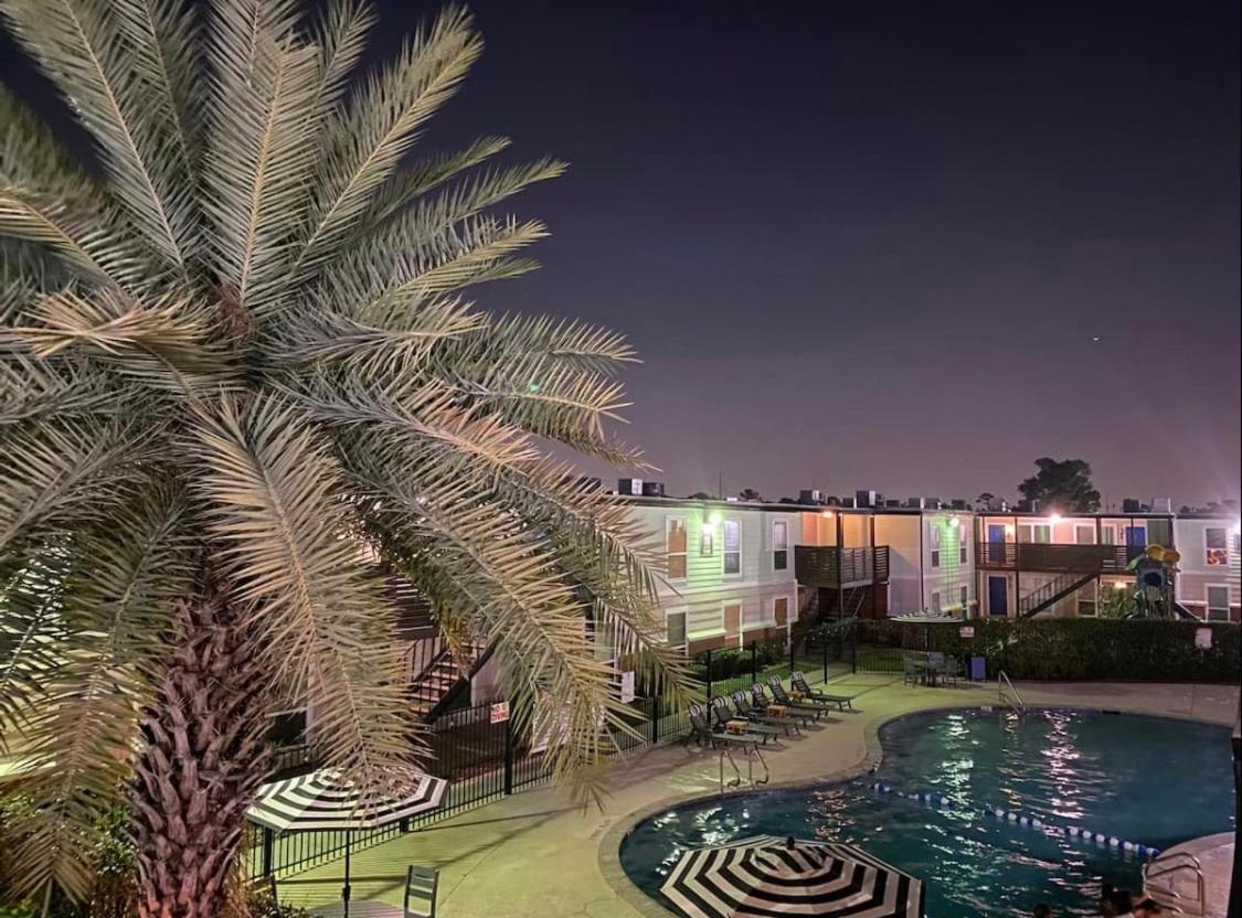 Fashionable Stylish Apartment Houston Extérieur photo